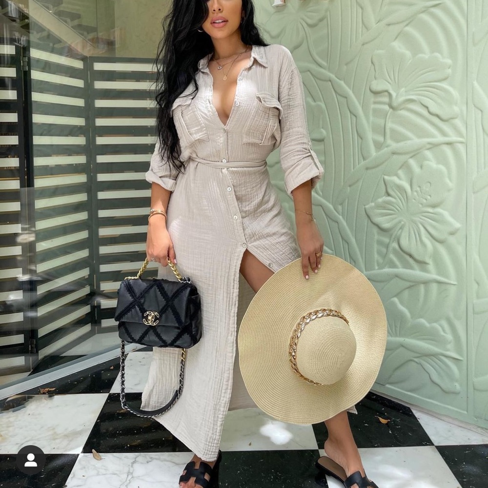 Dress nude